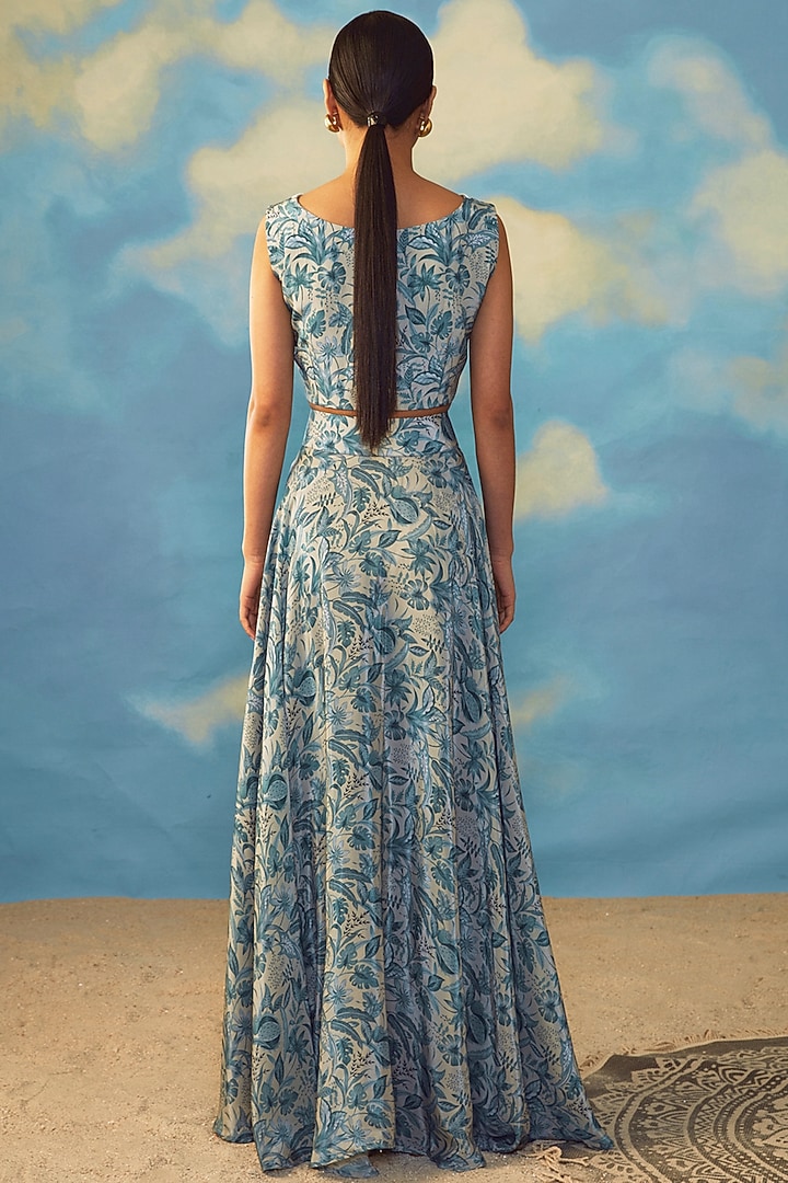 Turquoise Crepe Skirt Set by Rishi & Vibhuti at Pernia's Pop Up Shop