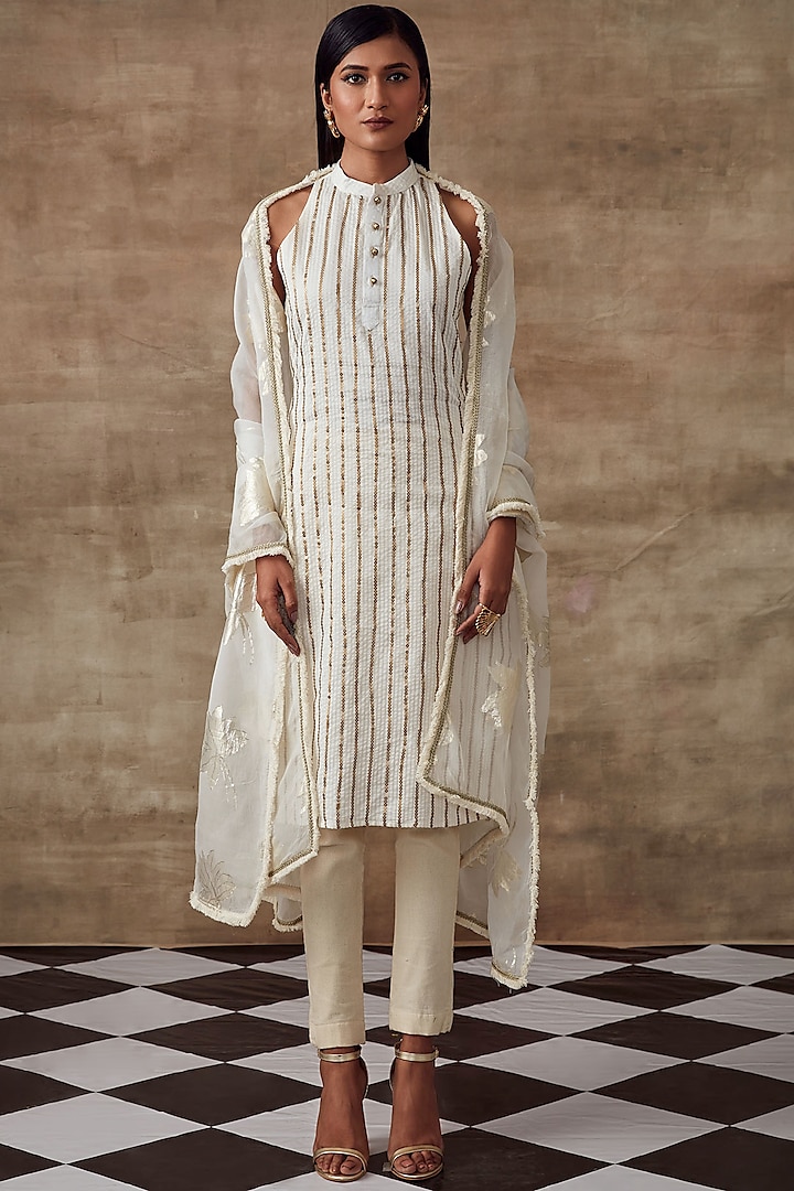 Ivory Sequined Kurta Set by Rishi & Vibhuti at Pernia's Pop Up Shop