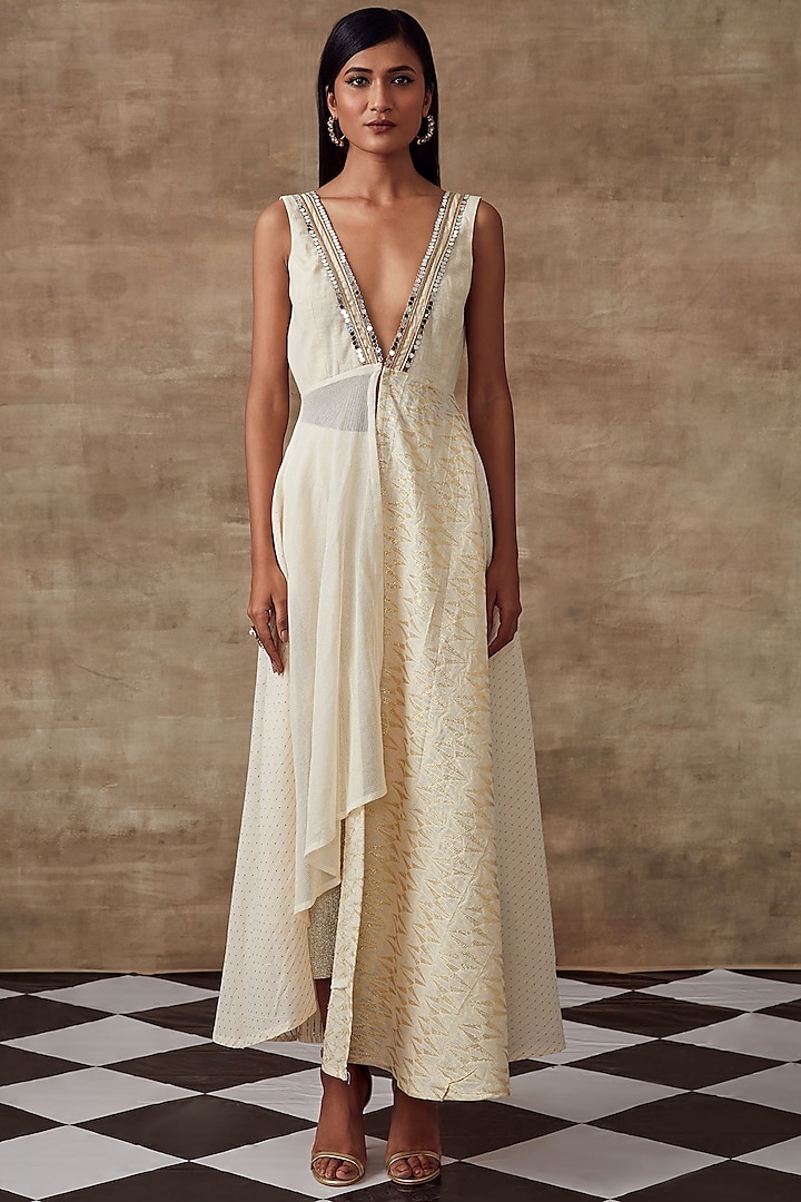 Ivory Mirror Work Party Wear Anarkali Set by Rishi & Vibhuti at Pernia's Pop Up Shop