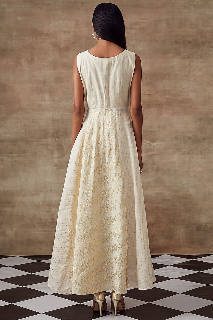 Ivory Mirror Work Party Wear Anarkali Set by Rishi & Vibhuti at Pernia's Pop Up Shop