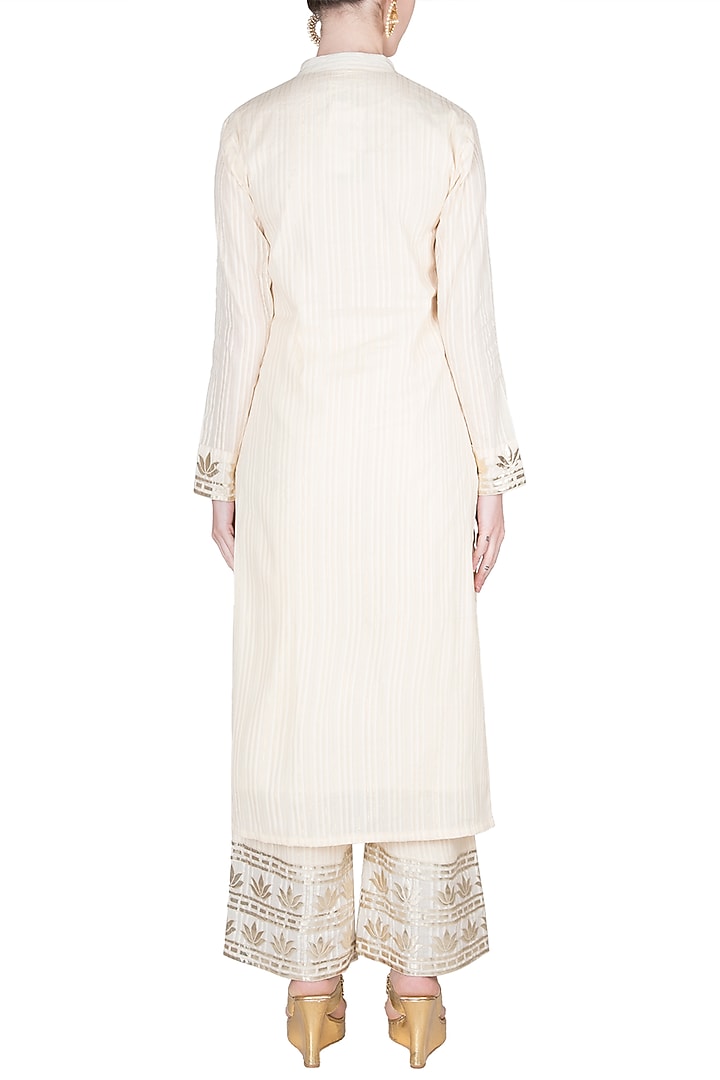 Ivory Straight Kurta With Pants by A-Sha By Rishi & Vibhuti at Pernia's Pop Up Shop