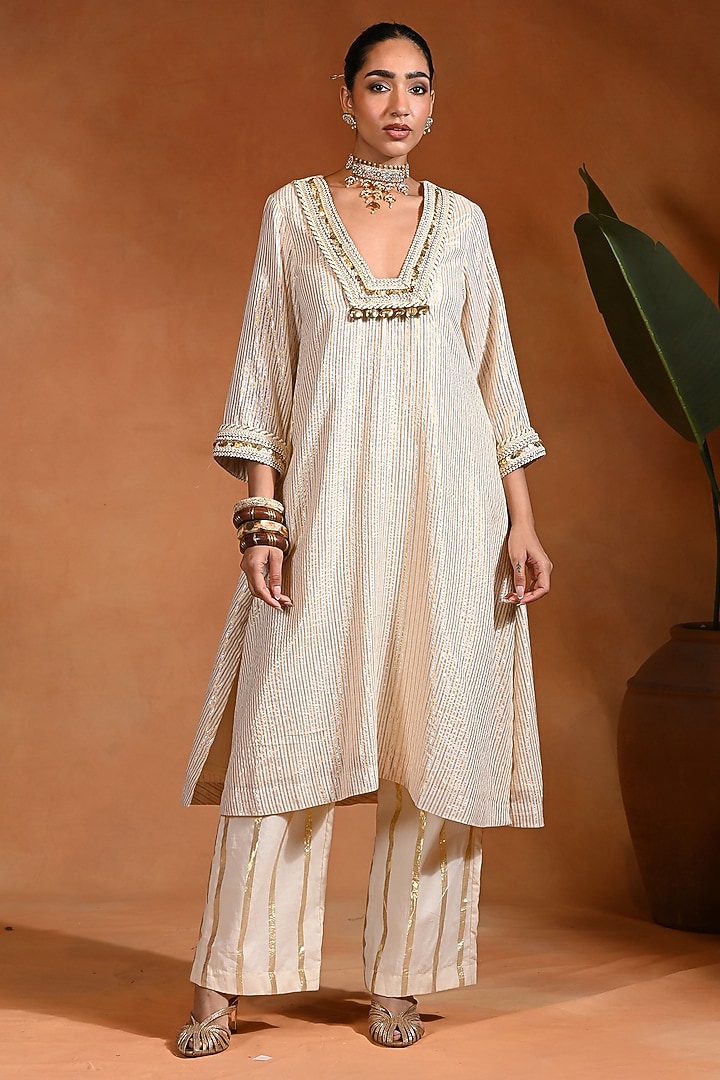 Ivory Cotton Lurex Kurta Set by Rishi & Vibhuti at Pernia's Pop Up Shop