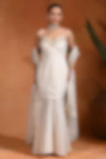 Ivory Cotton Jacquard Fish-Cut Cocktail Dress With Dupatta by Rishi & Vibhuti at Pernia's Pop Up Shop