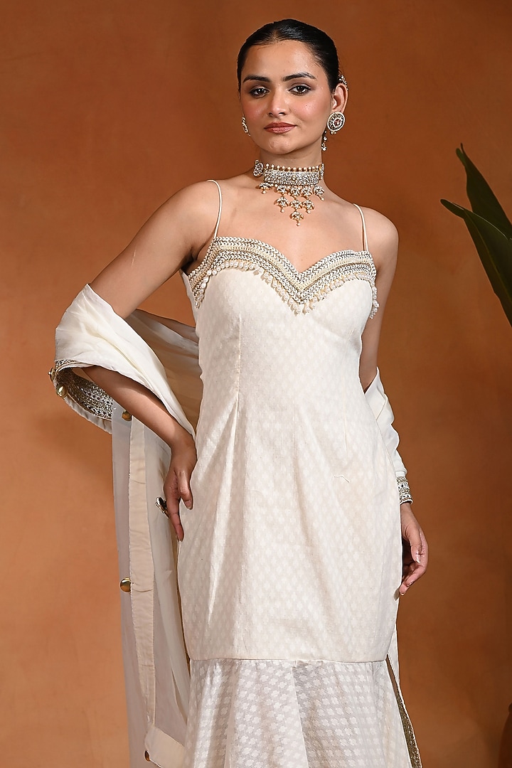 Ivory Cotton Jacquard Fish-Cut Cocktail Dress With Dupatta by Rishi & Vibhuti at Pernia's Pop Up Shop