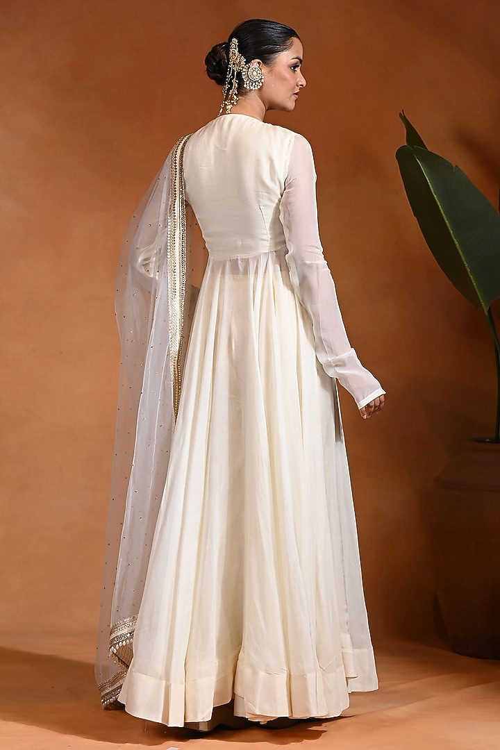 Ivory Cotton Lurex & Net Wedding Anarkali Set by Rishi & Vibhuti at Pernia's Pop Up Shop