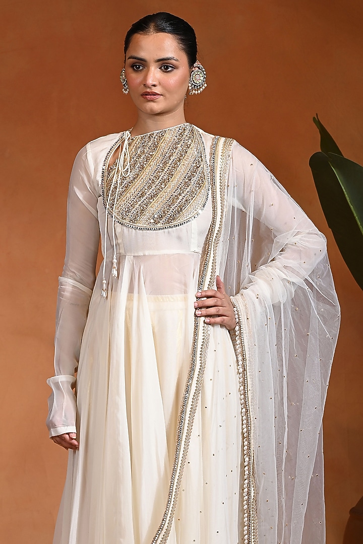 Ivory Cotton Lurex & Net Wedding Anarkali Set by Rishi & Vibhuti at Pernia's Pop Up Shop