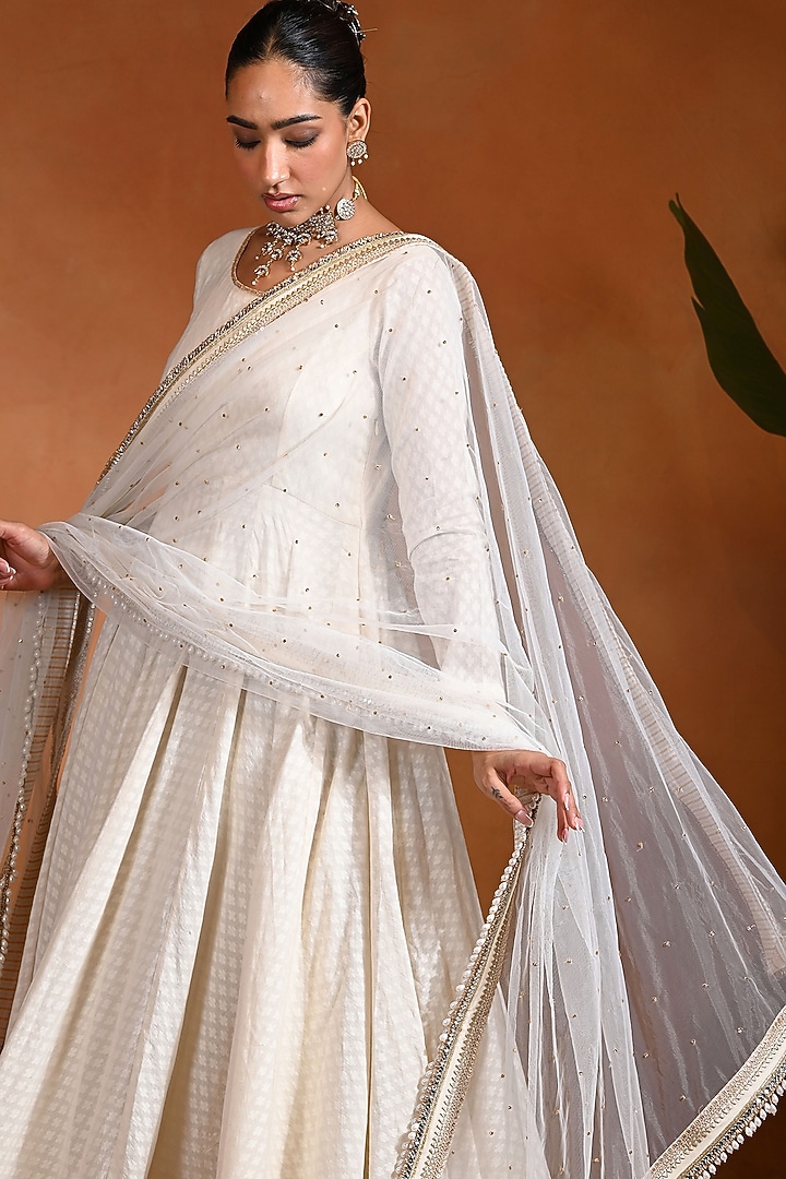 Ivory Cotton Jacquard & Net Wedding Anarkali Set by Rishi & Vibhuti at Pernia's Pop Up Shop