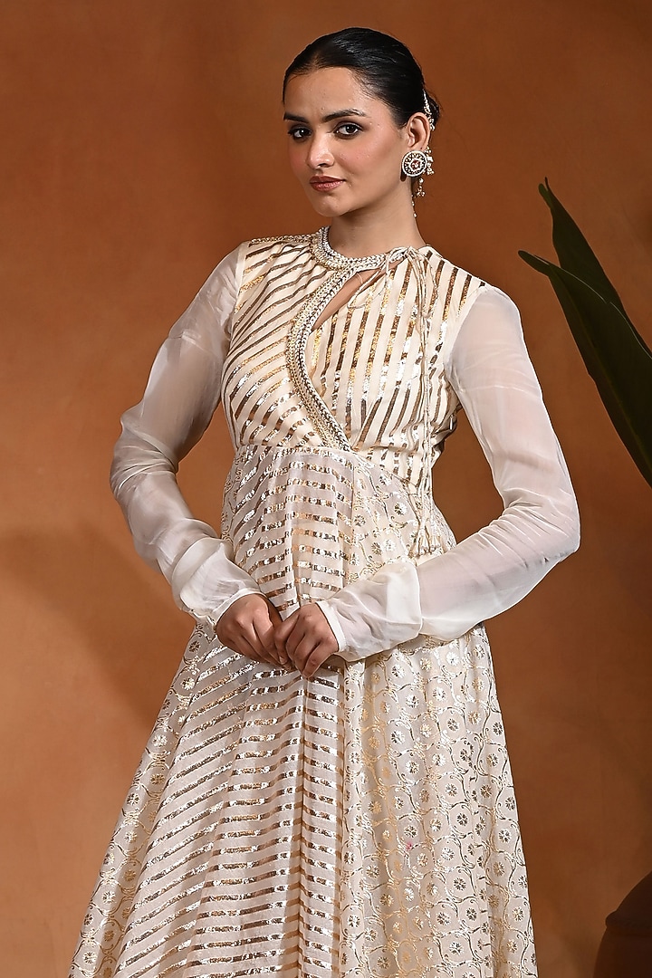 Ivory Chanderi & Crepe Wedding Anarkali Set by Rishi & Vibhuti at Pernia's Pop Up Shop