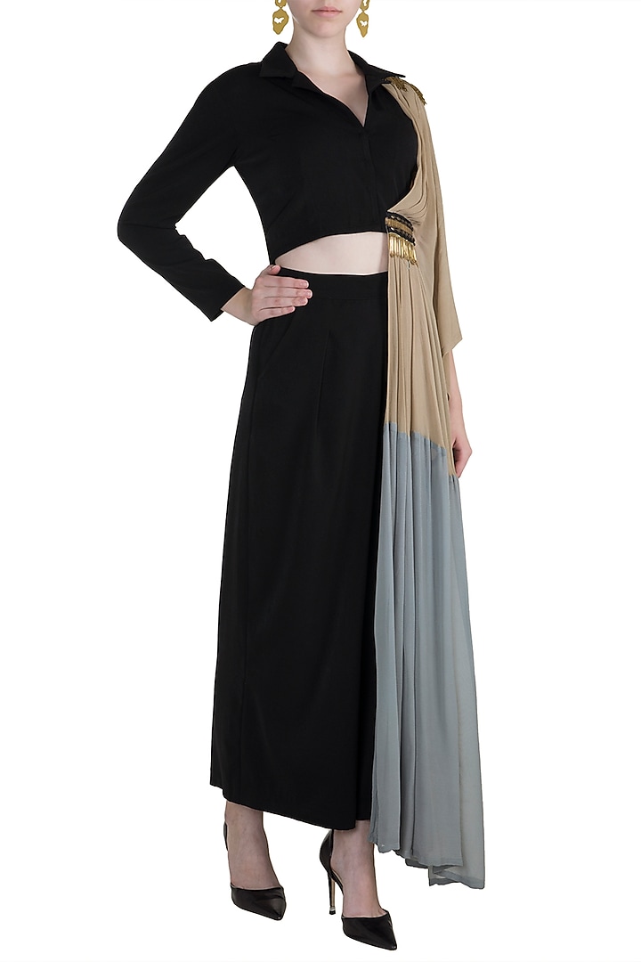 Black Top With Attached Palla & Pants by Rishi & Vibhuti at Pernia's Pop Up Shop