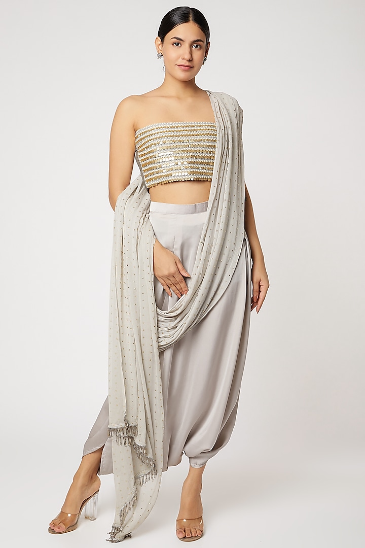 Grey Mukaish Draped Pant Set by Rishi & Vibhuti at Pernia's Pop Up Shop