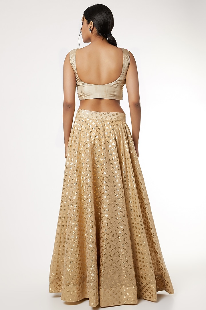 Golden Chanderi Wedding Lehenga Set by Rishi & Vibhuti at Pernia's Pop Up Shop