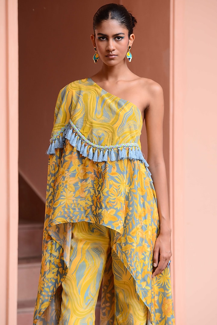 Baby Blue & Yellow Crepe Tunic Set by Rishi & Vibhuti at Pernia's Pop Up Shop