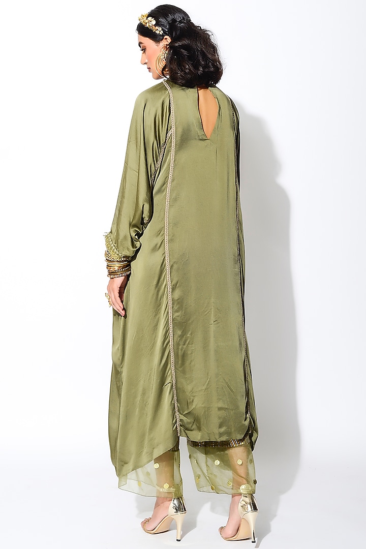 Olive Green & Golden Embellished Kurta Set by Rishi & Vibhuti at Pernia's Pop Up Shop