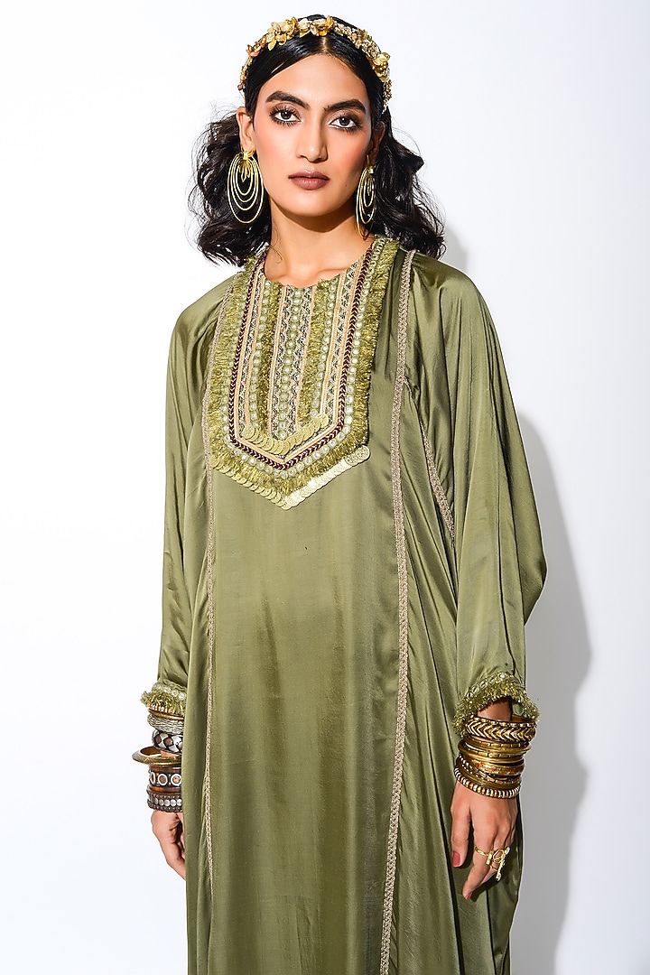 Olive Green & Golden Embellished Kurta Set by Rishi & Vibhuti at Pernia's Pop Up Shop