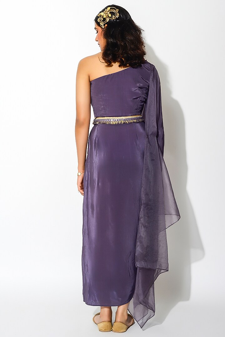 Mauve Crepe Embroidered Skirt Set by Rishi & Vibhuti at Pernia's Pop Up Shop