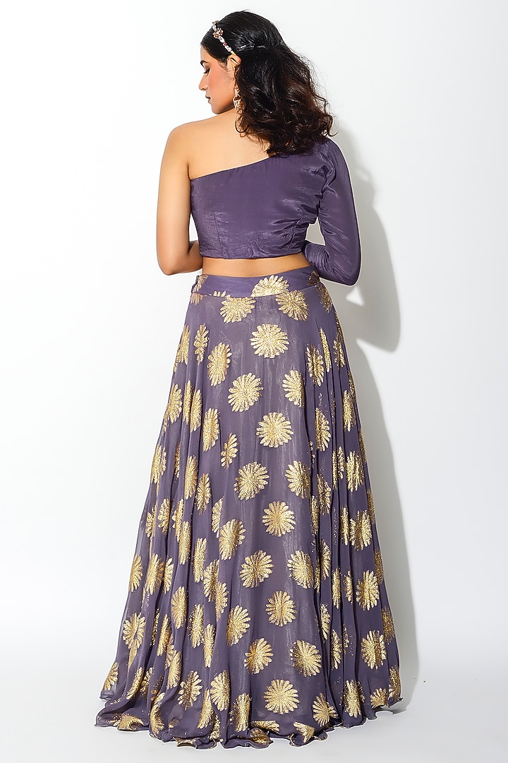 Mauve Embroidered Skirt Set by Rishi & Vibhuti at Pernia's Pop Up Shop
