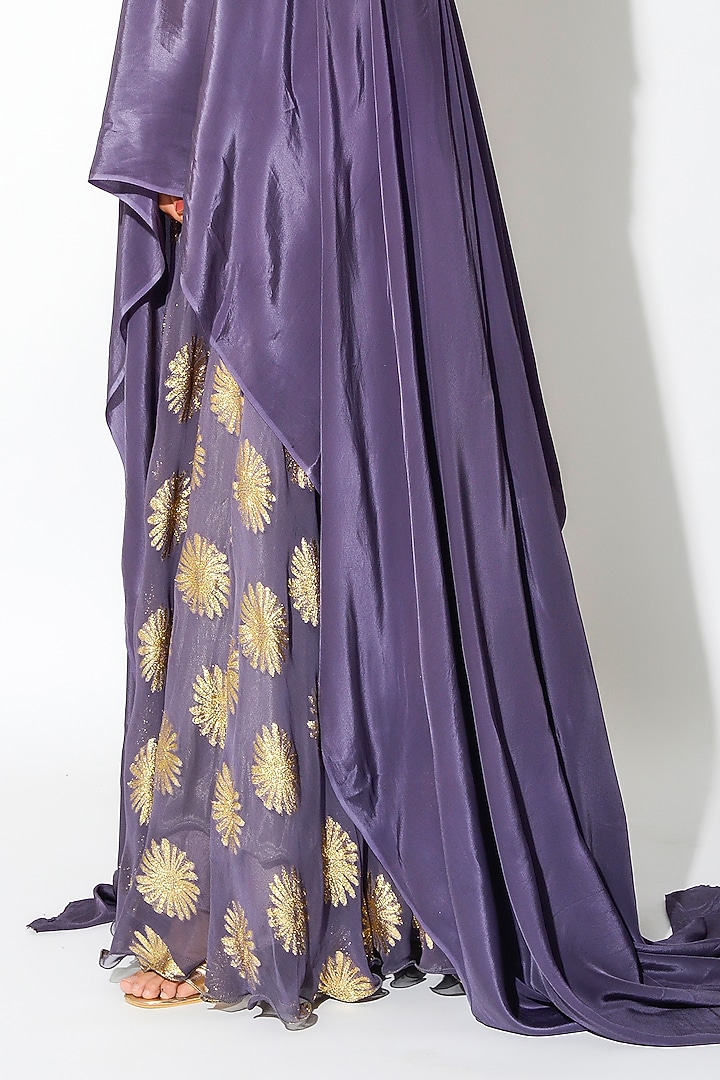 Mauve Crepe Embroidered Skirt Set by Rishi & Vibhuti at Pernia's Pop Up Shop