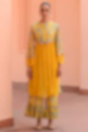 Yellow Crepe Embroidered Party Wear Anarkali Set by Rishi & Vibhuti at Pernia's Pop Up Shop