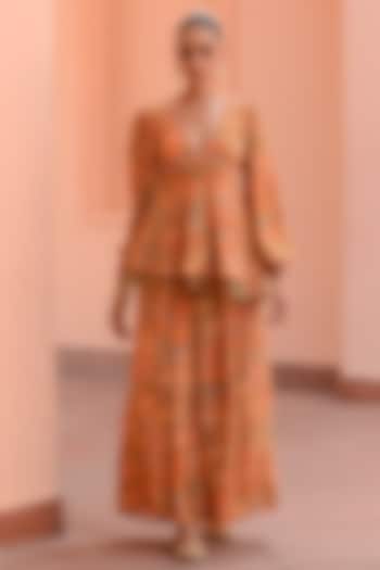 Peach Crepe Co-Ord Set by Rishi & Vibhuti at Pernia's Pop Up Shop