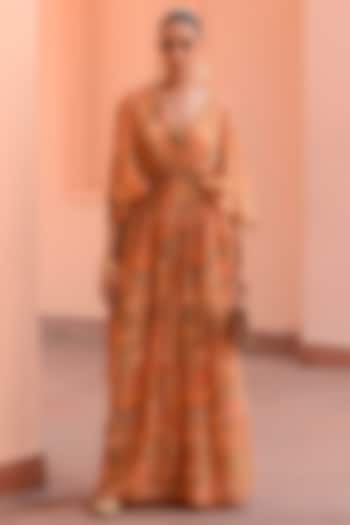 Peach Embroidered Kaftan Set by Rishi & Vibhuti at Pernia's Pop Up Shop