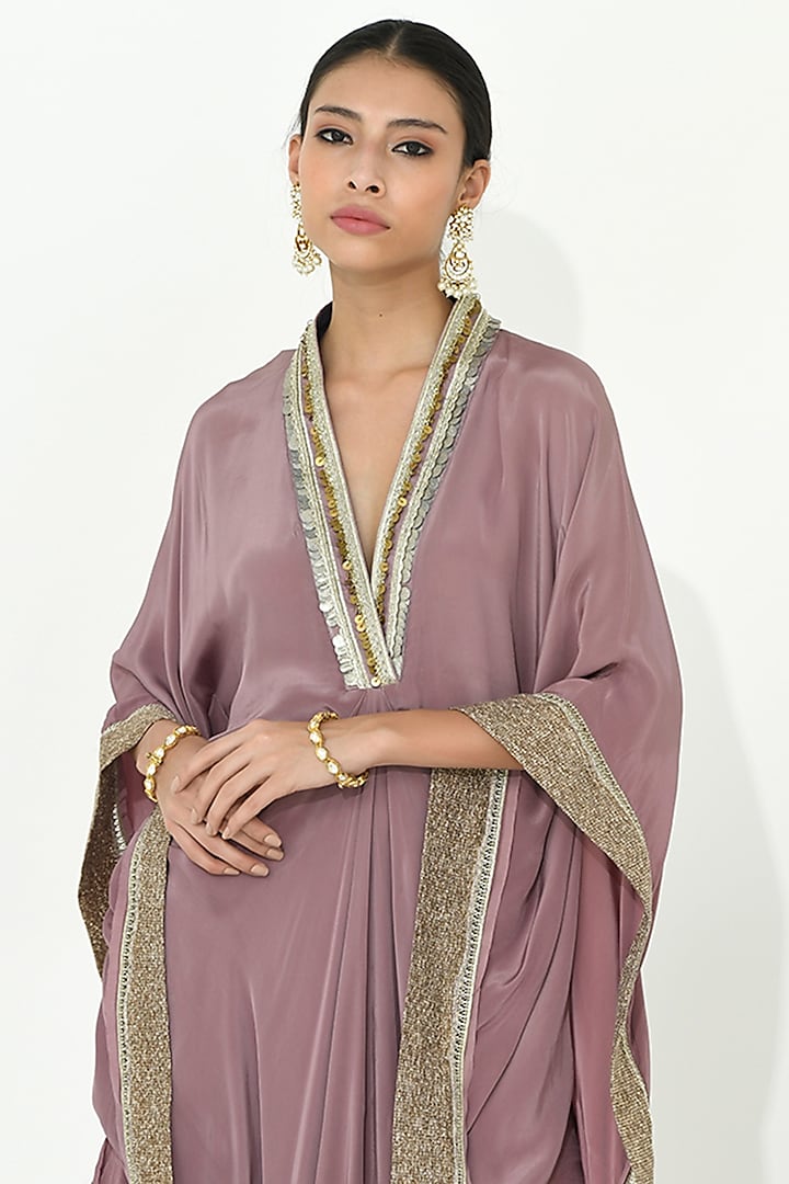 Lavender-Mauve Chanderi Silk Embroidered Kaftan Set by Rishi & Vibhuti at Pernia's Pop Up Shop