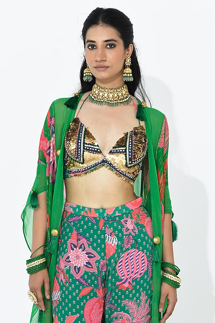 Jade Green Crepe & Organza Cape Set by Rishi & Vibhuti at Pernia's Pop Up Shop