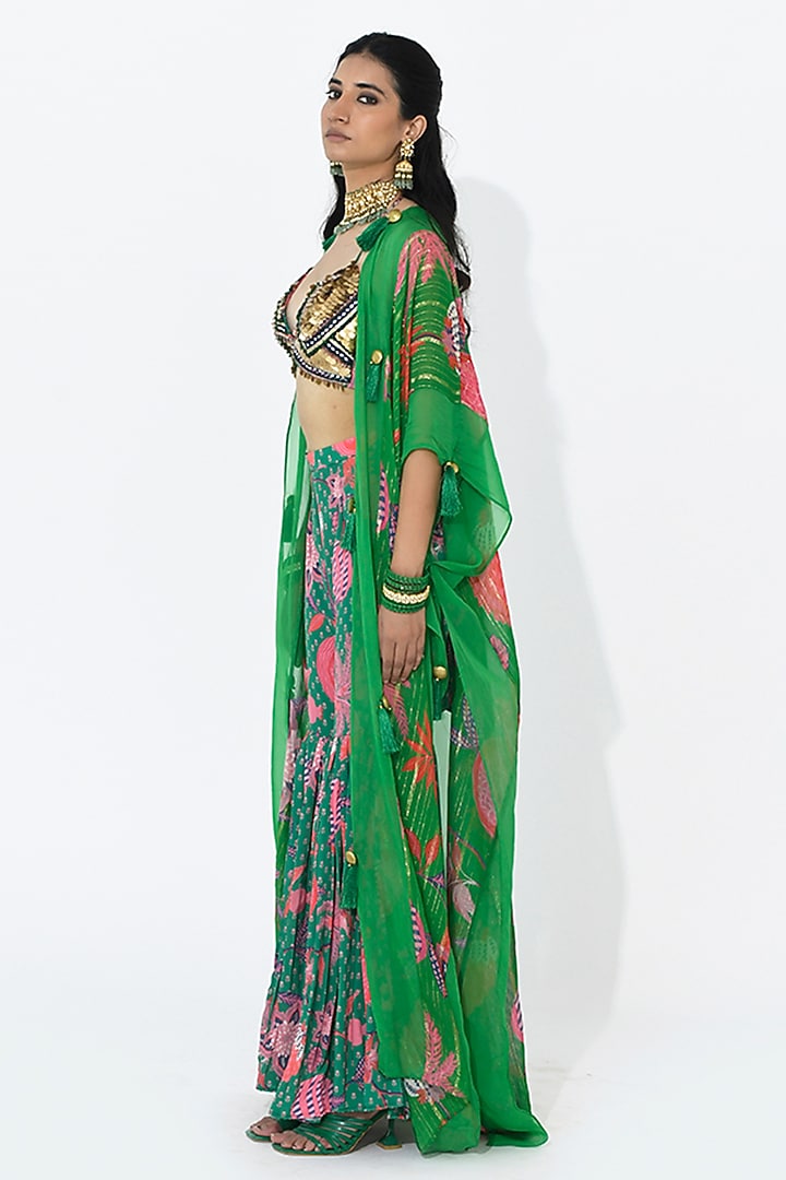 Jade Green Crepe & Organza Cape Set by Rishi & Vibhuti at Pernia's Pop Up Shop