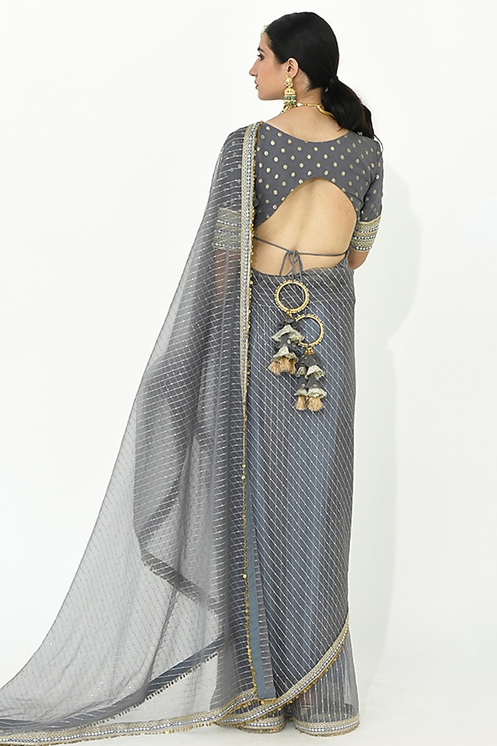 Fossil Grey Georgette & Organza Wedding Saree Set by Rishi & Vibhuti at Pernia's Pop Up Shop