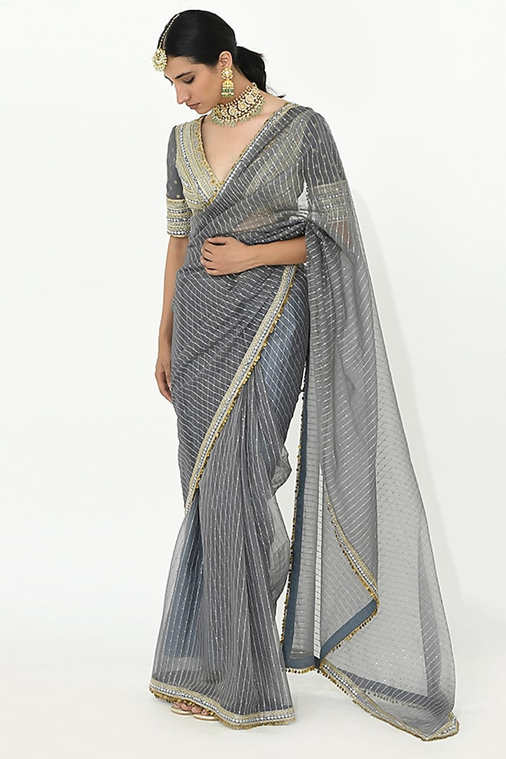 Fossil Grey Georgette & Organza Wedding Saree Set by Rishi & Vibhuti at Pernia's Pop Up Shop