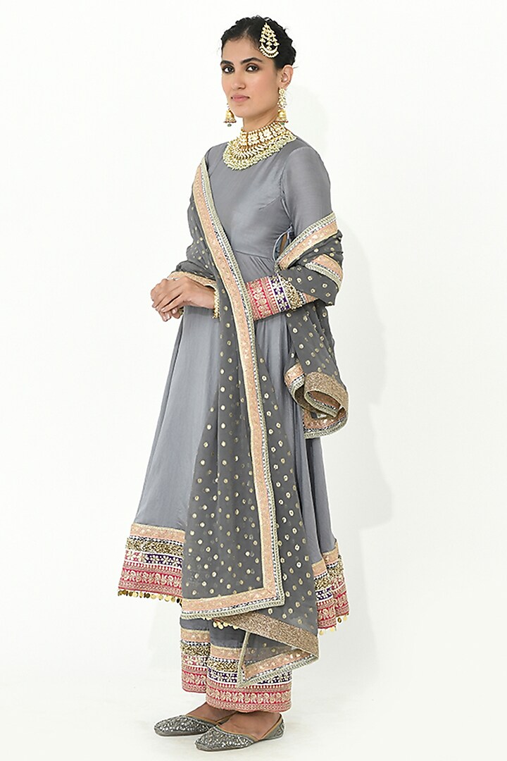 Fossil Grey Georgette & Chanderi Applique Work Wedding Anarkali Set by Rishi & Vibhuti at Pernia's Pop Up Shop