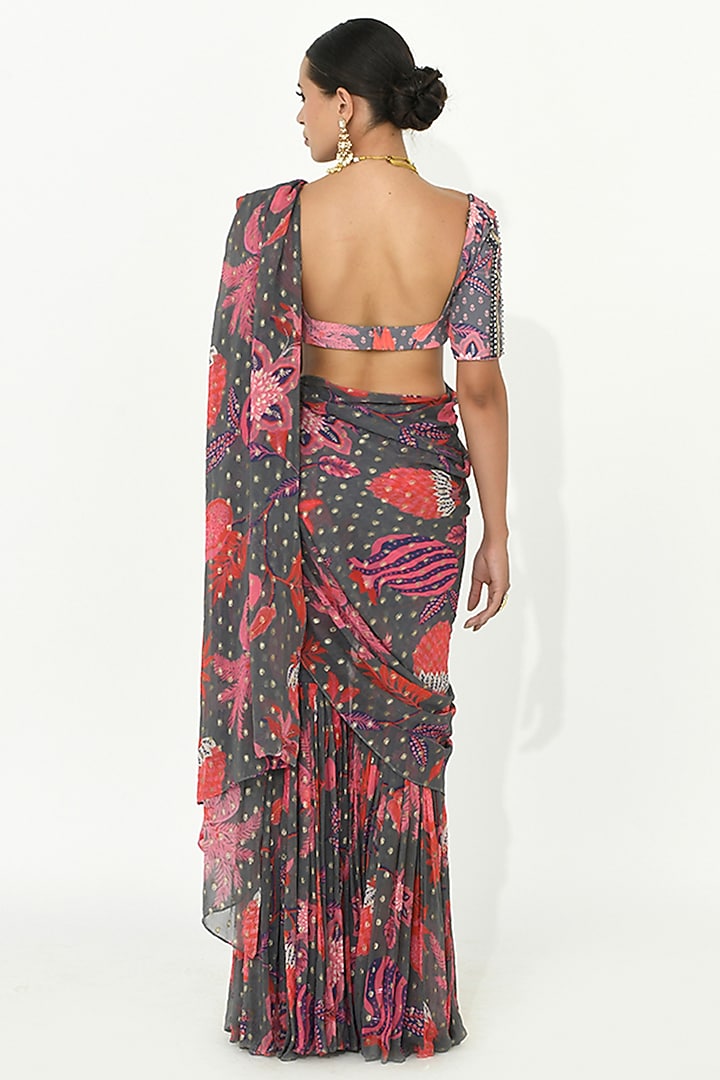 Fossil Grey Georgette & Crepe Hand Embroidered Pant Wedding Saree Set by Rishi & Vibhuti at Pernia's Pop Up Shop