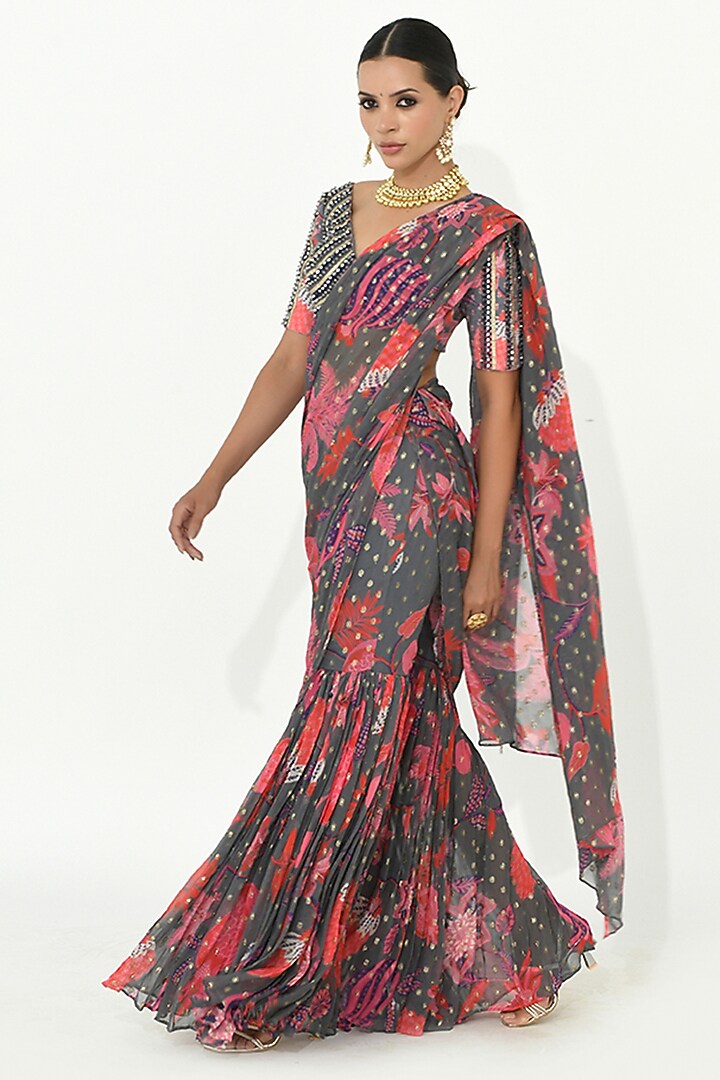 Fossil Grey Georgette & Crepe Hand Embroidered Pant Wedding Saree Set by Rishi & Vibhuti at Pernia's Pop Up Shop