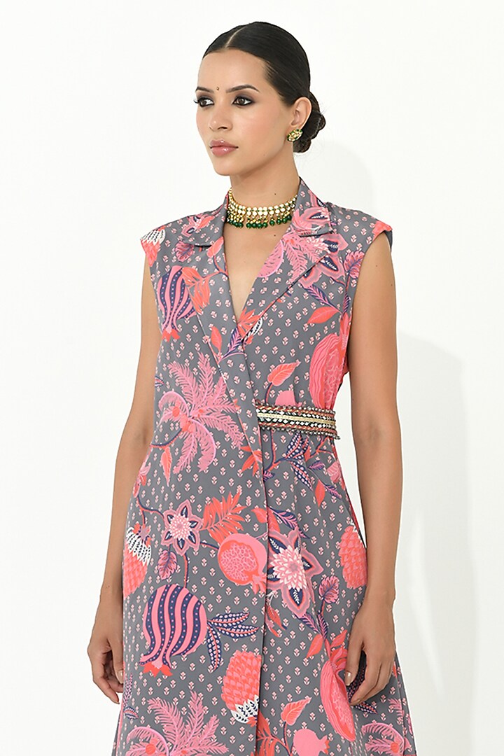 Fossil Grey Crepe & Chanderi Embellished Tunic Set by Rishi & Vibhuti at Pernia's Pop Up Shop