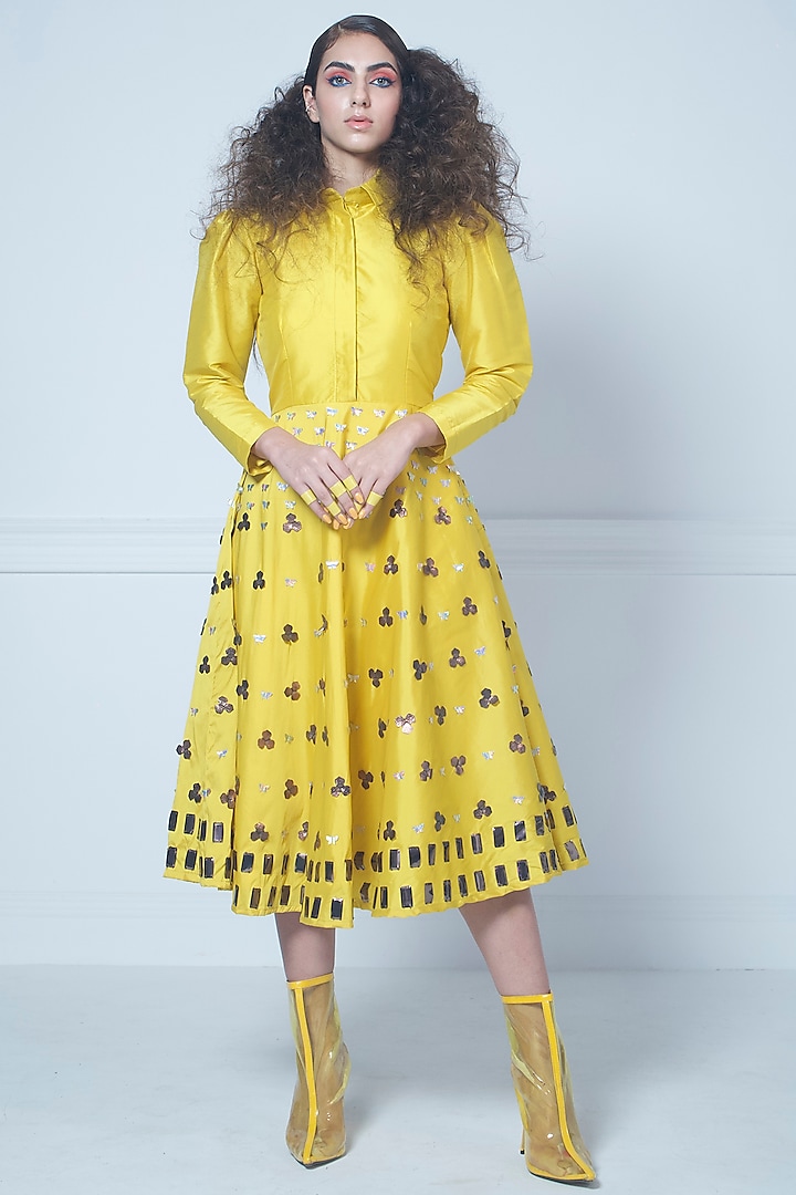 Yellow Floral Embroidered Midi Dress by Rishi & Vibhuti at Pernia's Pop Up Shop