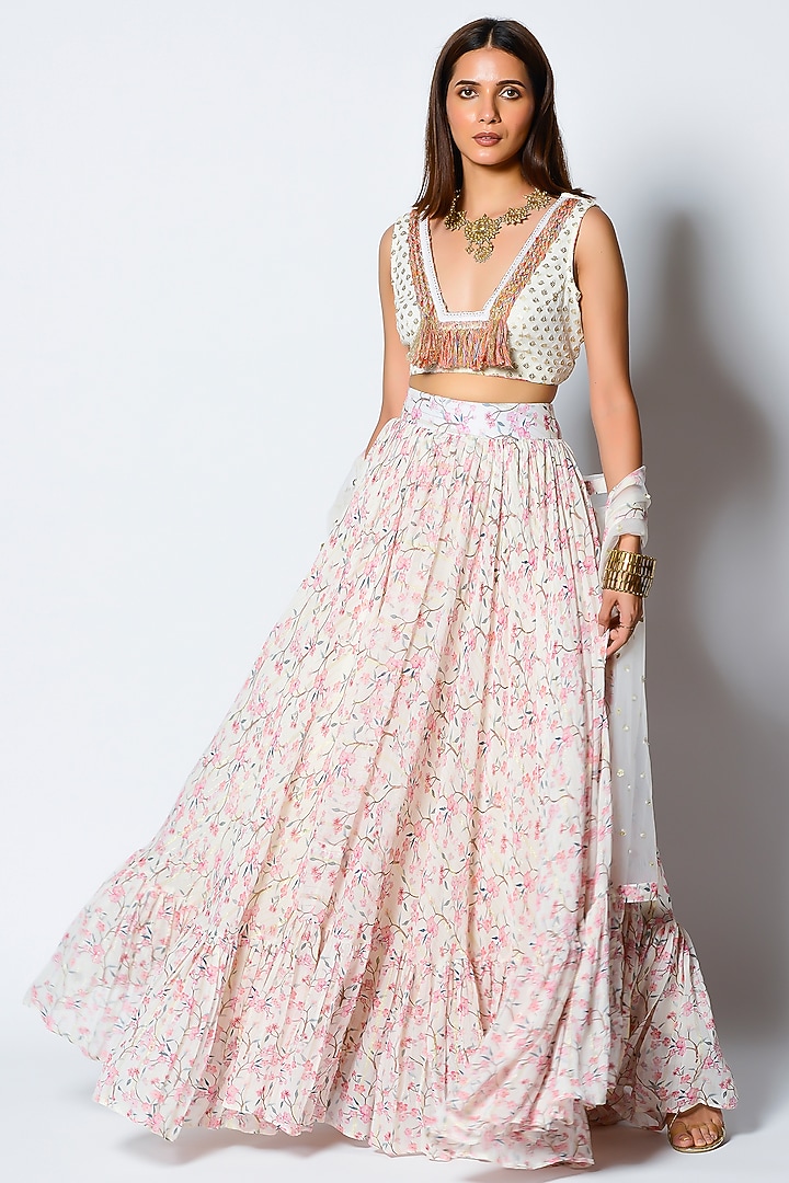 Ivory Lurex Georgette Printed Wedding Lehenga Set by Rishi & Vibhuti at Pernia's Pop Up Shop