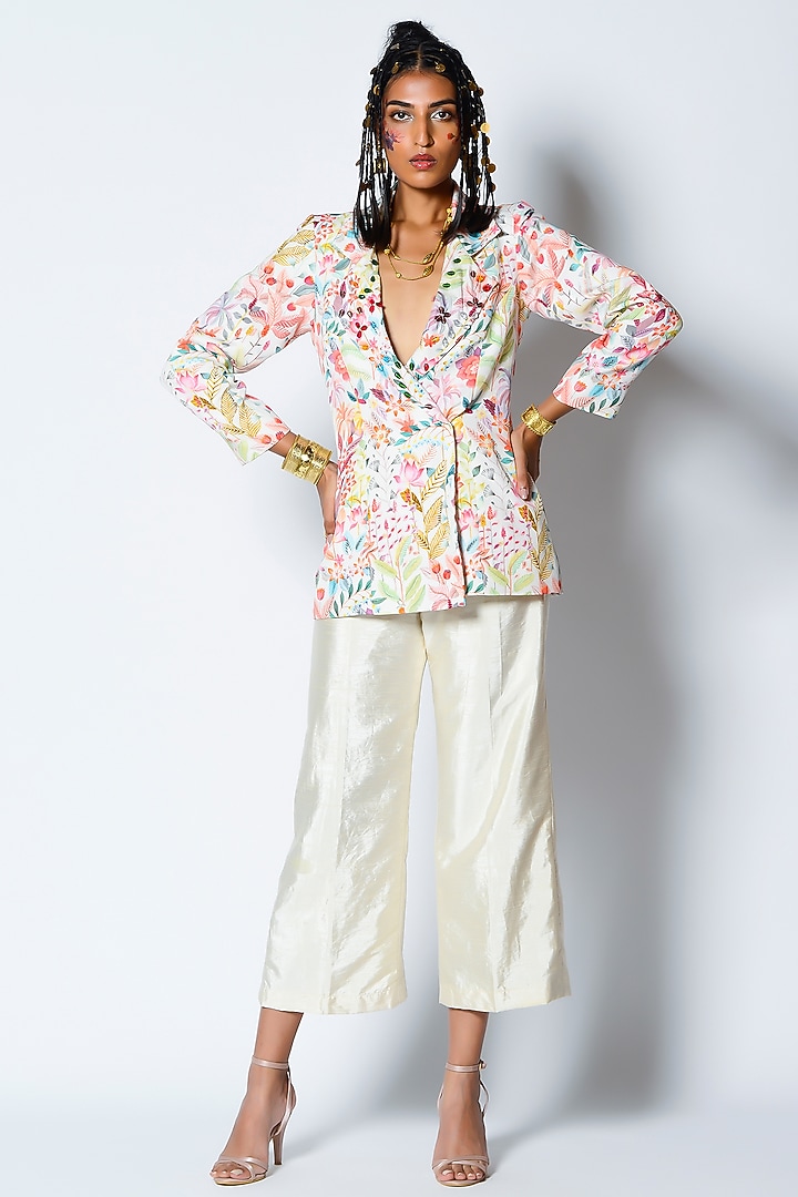 Ivory Printed Blazer Set by Rishi & Vibhuti at Pernia's Pop Up Shop