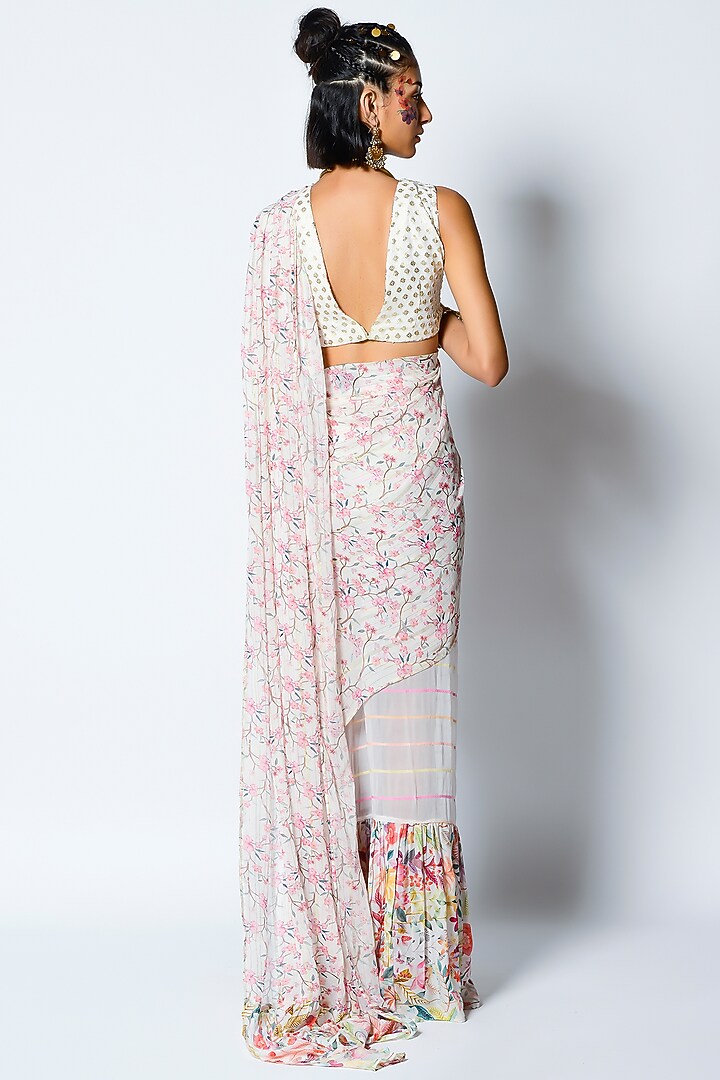 Ivory Georgette Printed Pre-Stitched Wedding Saree Set by Rishi & Vibhuti at Pernia's Pop Up Shop