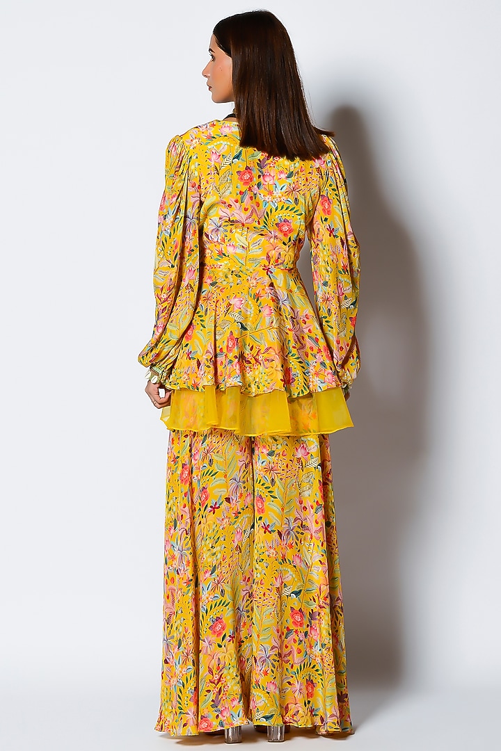 Marigold Yellow Printed Pant Set by Rishi & Vibhuti at Pernia's Pop Up Shop