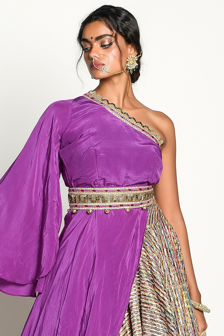 Beige Embroidered Wedding Lehenga Set by Rishi & Vibhuti at Pernia's Pop Up Shop