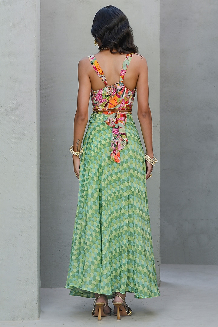 Green Crepe Printed Wedding Lehenga Set by Rishi & Vibhuti at Pernia's Pop Up Shop