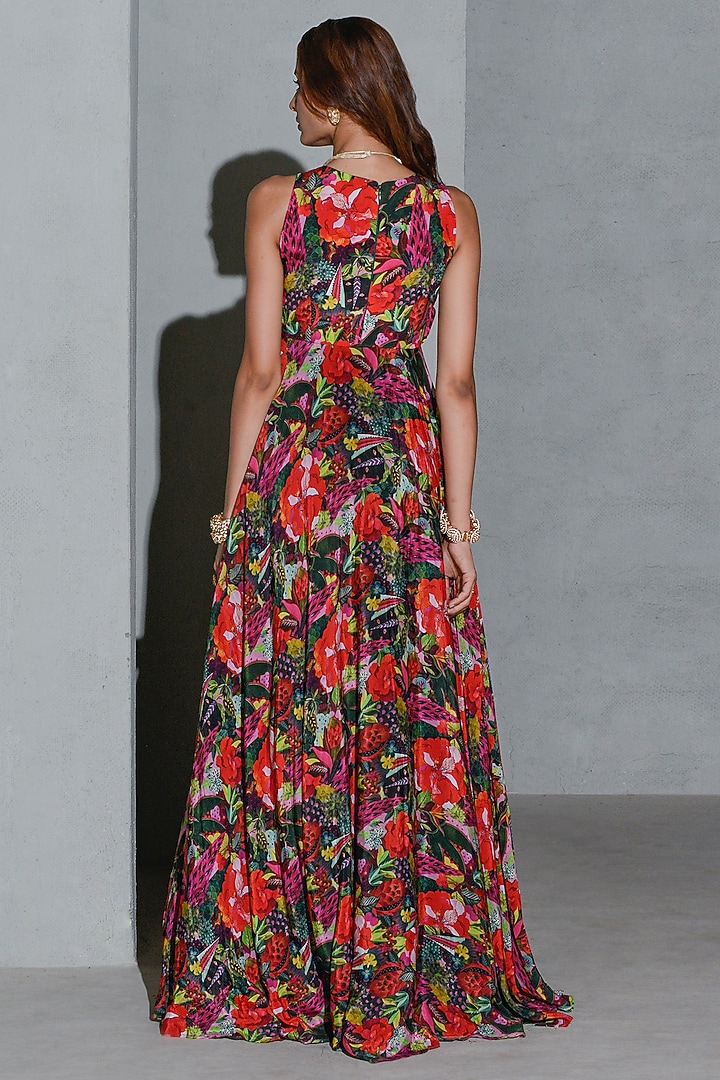Black Crepe Printed Engagement Gown by Rishi & Vibhuti at Pernia's Pop Up Shop
