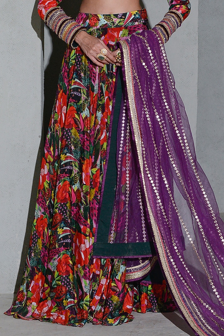 Black Crepe & Net Printed Wedding Lehenga Set by Rishi & Vibhuti at Pernia's Pop Up Shop