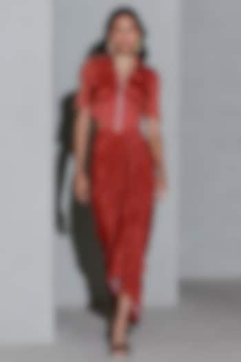 Red Crepe Skirt Set by Rishi & Vibhuti