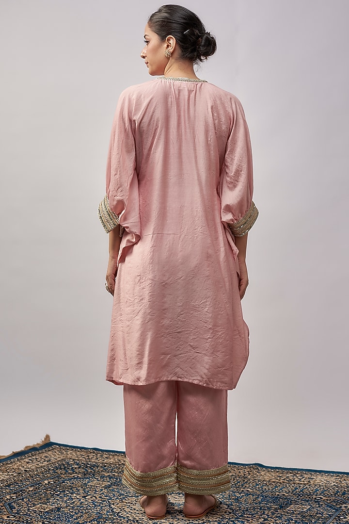 Blush Pink Chanderi Silk Cutwork Embroidered Kurta Set by Rishi & Vibhuti at Pernia's Pop Up Shop