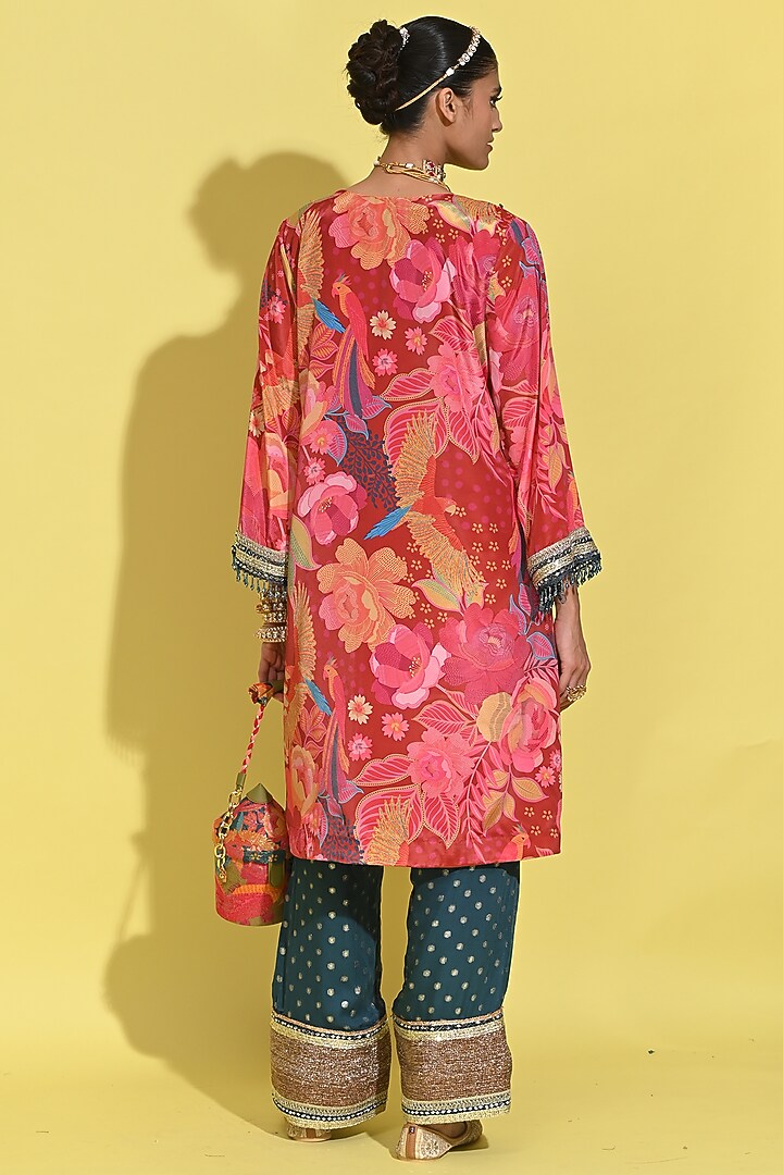 Crimson Red Crepe & Georgette Hand Embroidered Kurta Set by Rishi & Vibhuti at Pernia's Pop Up Shop