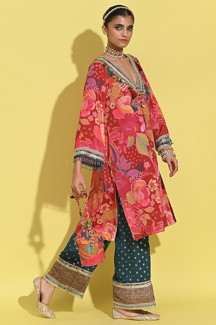 Crimson Red Crepe & Georgette Hand Embroidered Kurta Set by Rishi & Vibhuti at Pernia's Pop Up Shop