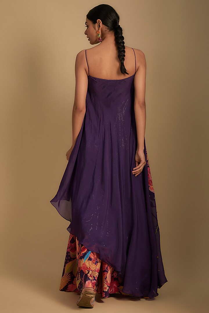 Purple Crepe Floral Patch Embroidered Cape Set by Rishi & Vibhuti at Pernia's Pop Up Shop