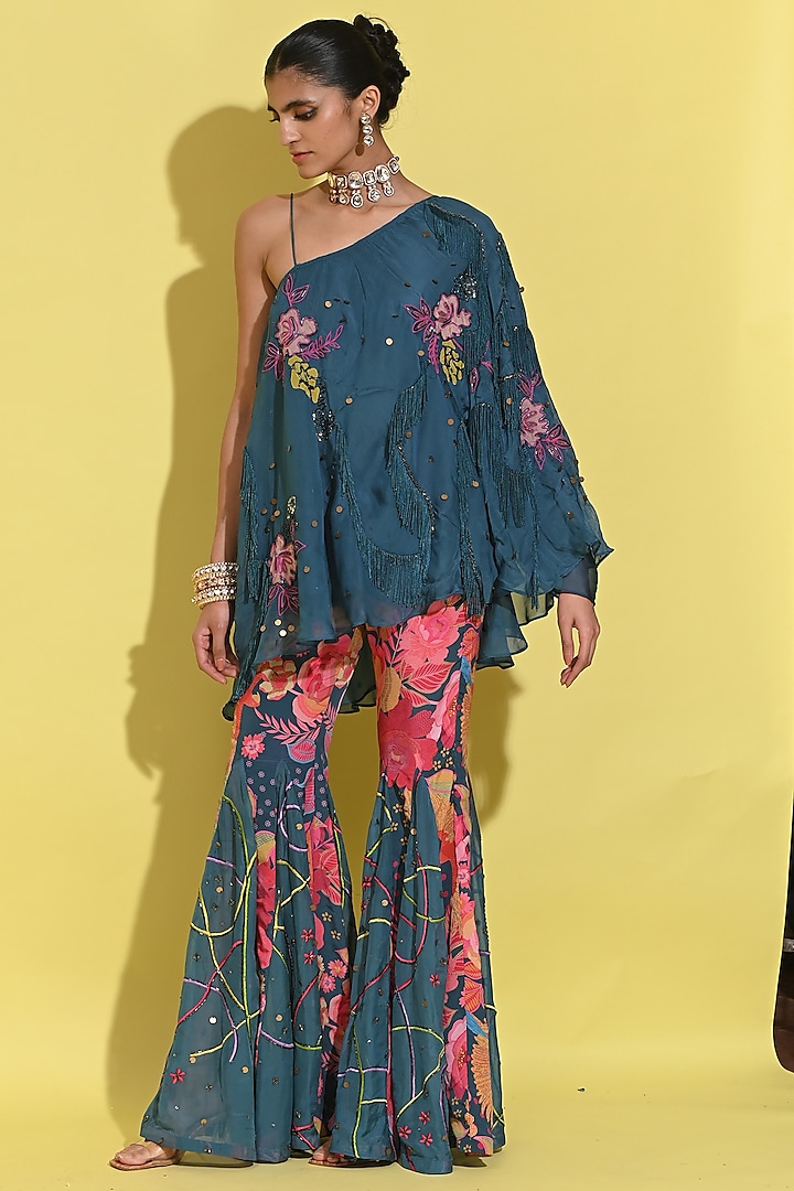 Cyan Blue Crepe & Organza Cape Set by Rishi & Vibhuti at Pernia's Pop Up Shop