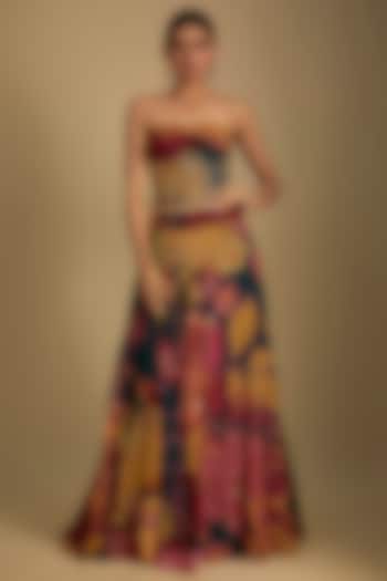 Cyan Blue Crepe Scattered Sequins Embroidered Skirt Set by Rishi & Vibhuti at Pernia's Pop Up Shop