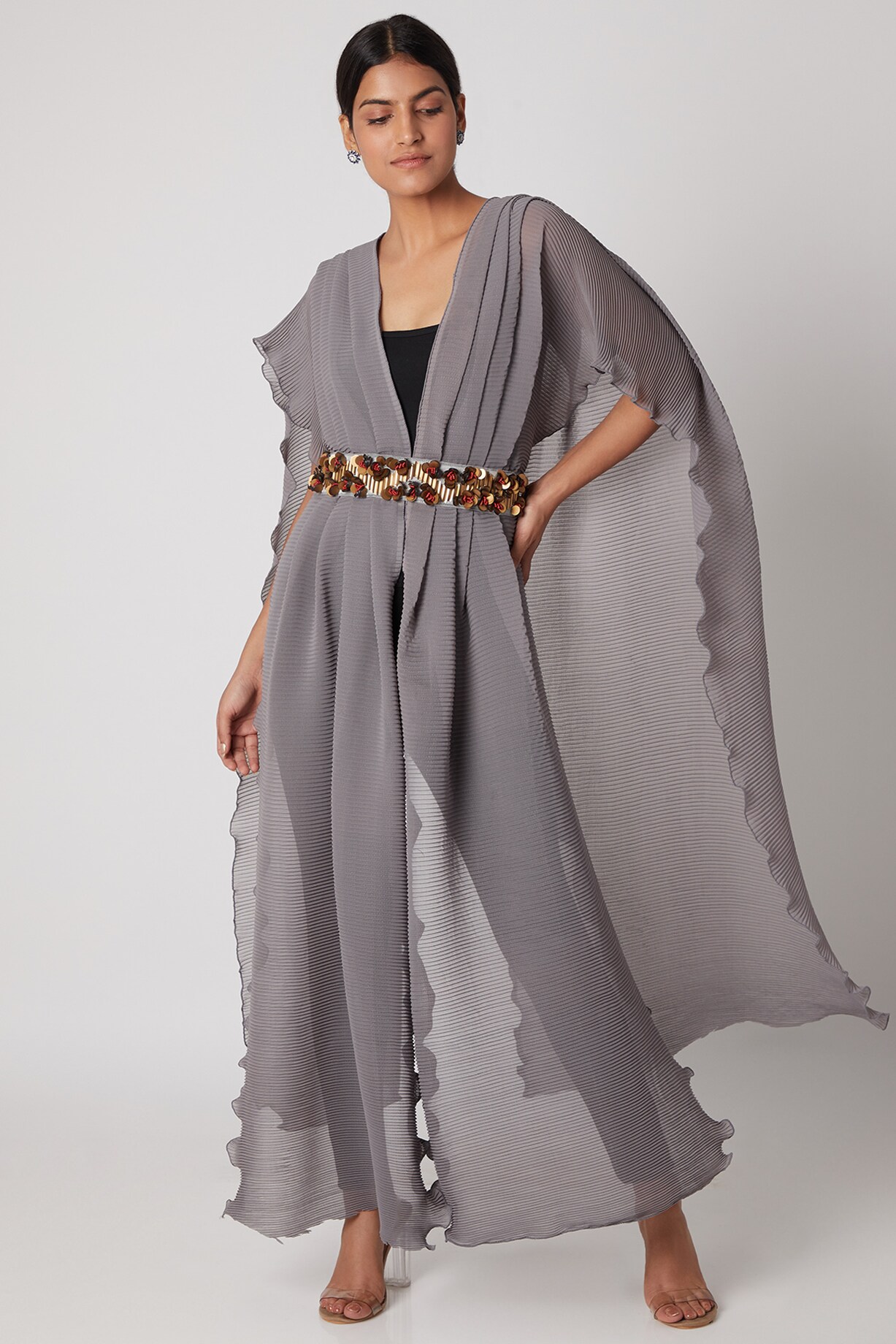 Grey Embellished Draped Sash With Belt by Rishi & Vibhuti at Pernia's Pop Up Shop 2026 Grey Embellished Draped Sash With Belt by Rishi & Vibhuti at Pernia's Pop Up Shop 2026